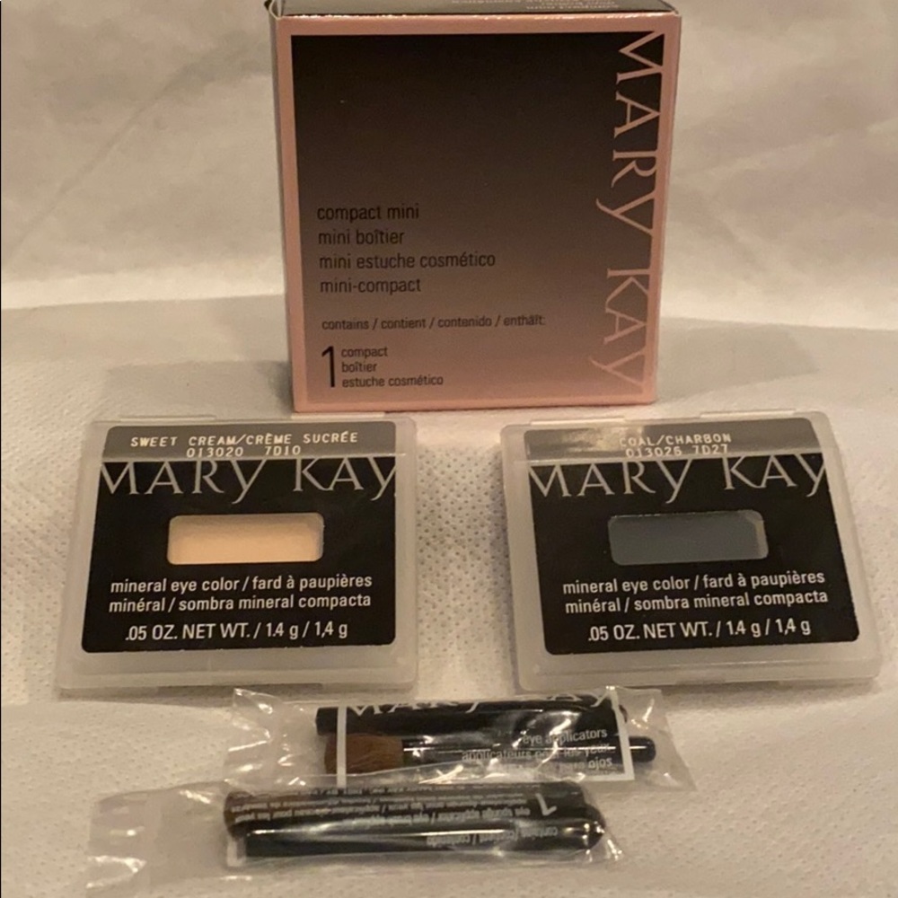 Mary Kay Eyeshadow - Picture 8 of 8